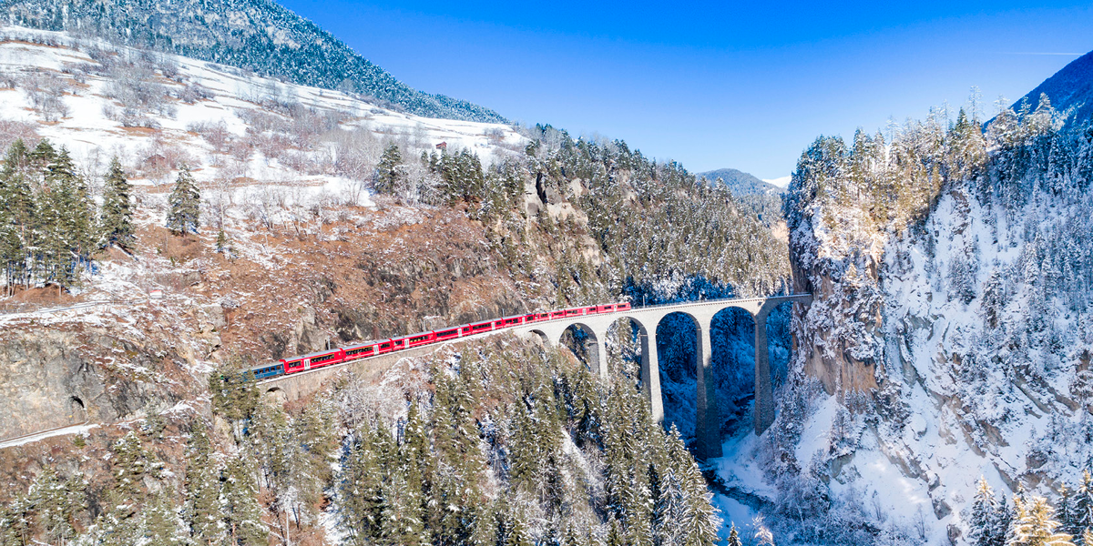 First Class Glacier Express in Winter (Brig-Chur) 2016